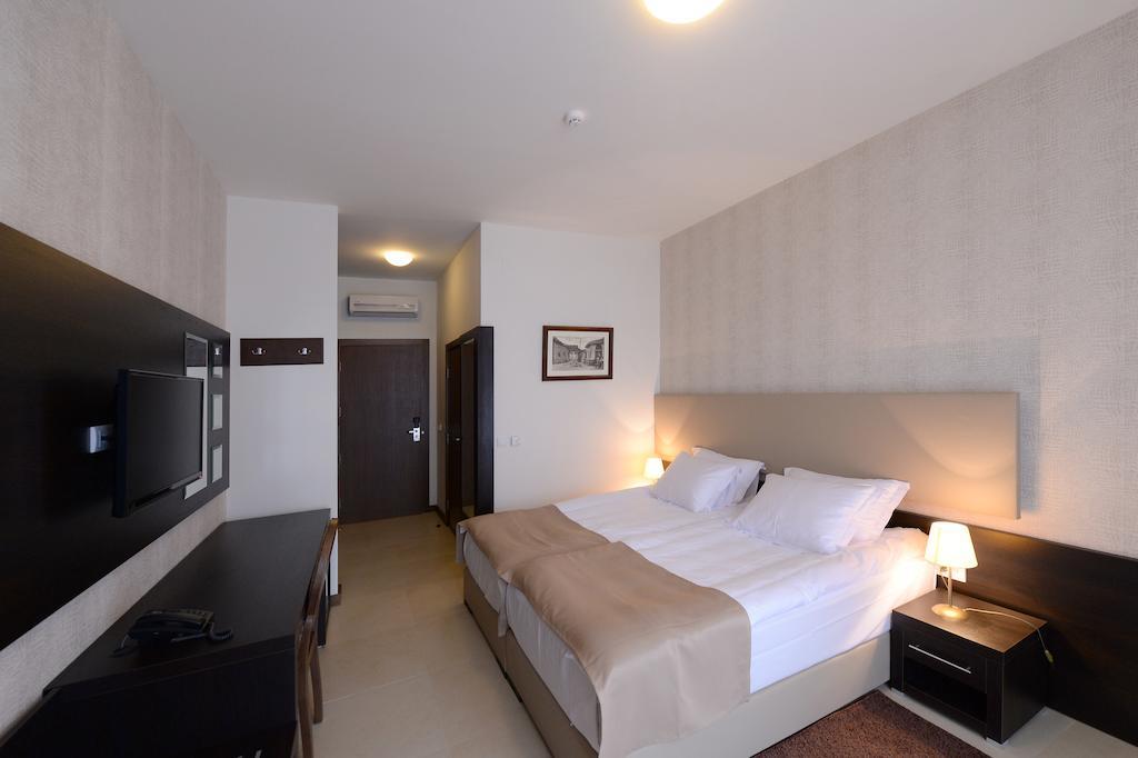 Hotel Majdan Beograd Eksteriør billede