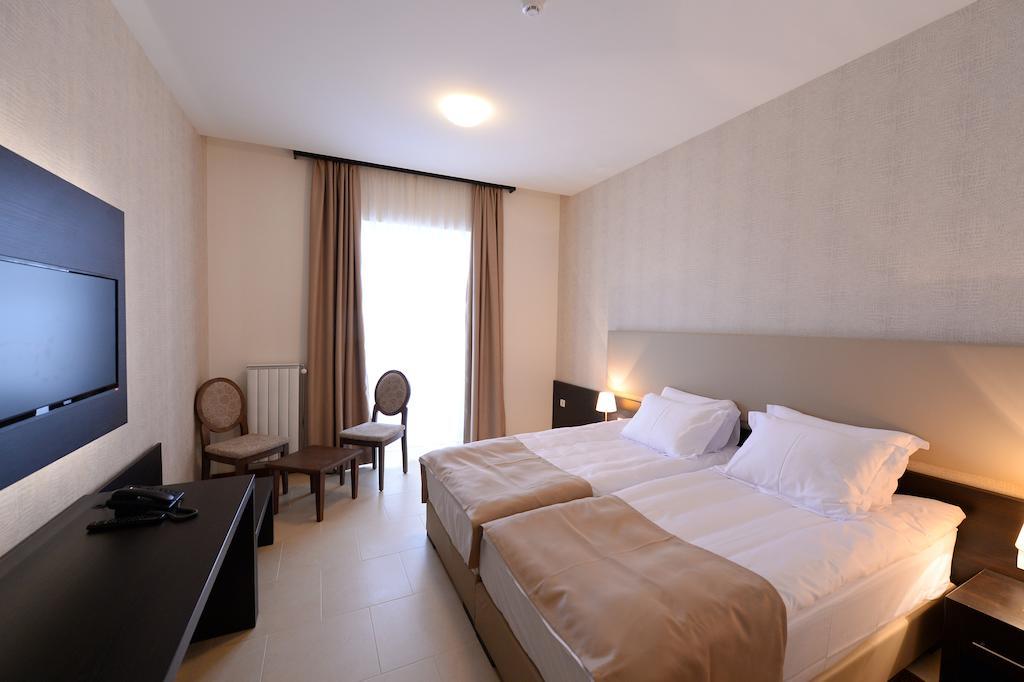 Hotel Majdan Beograd Eksteriør billede