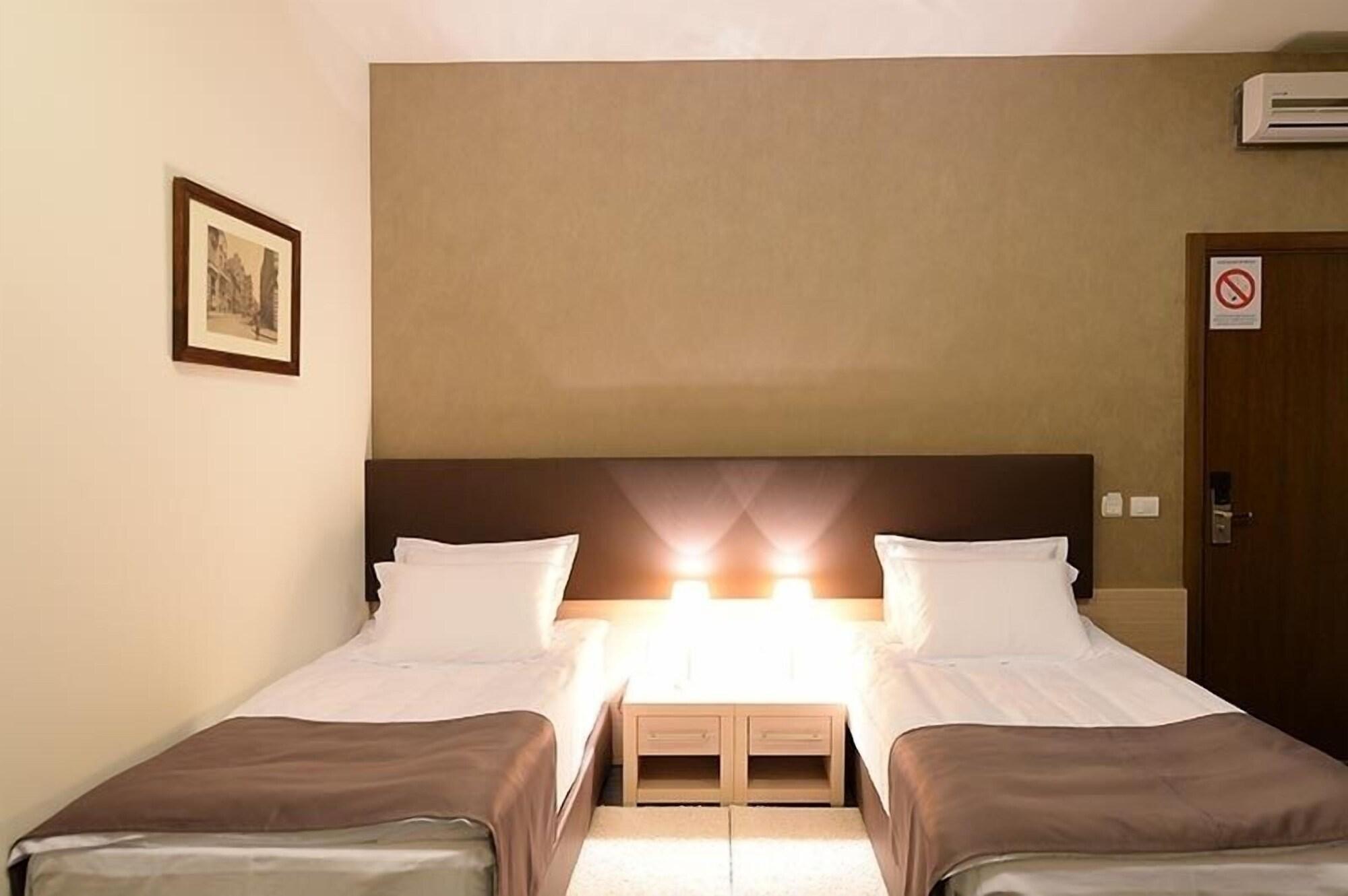 Hotel Majdan Beograd Eksteriør billede