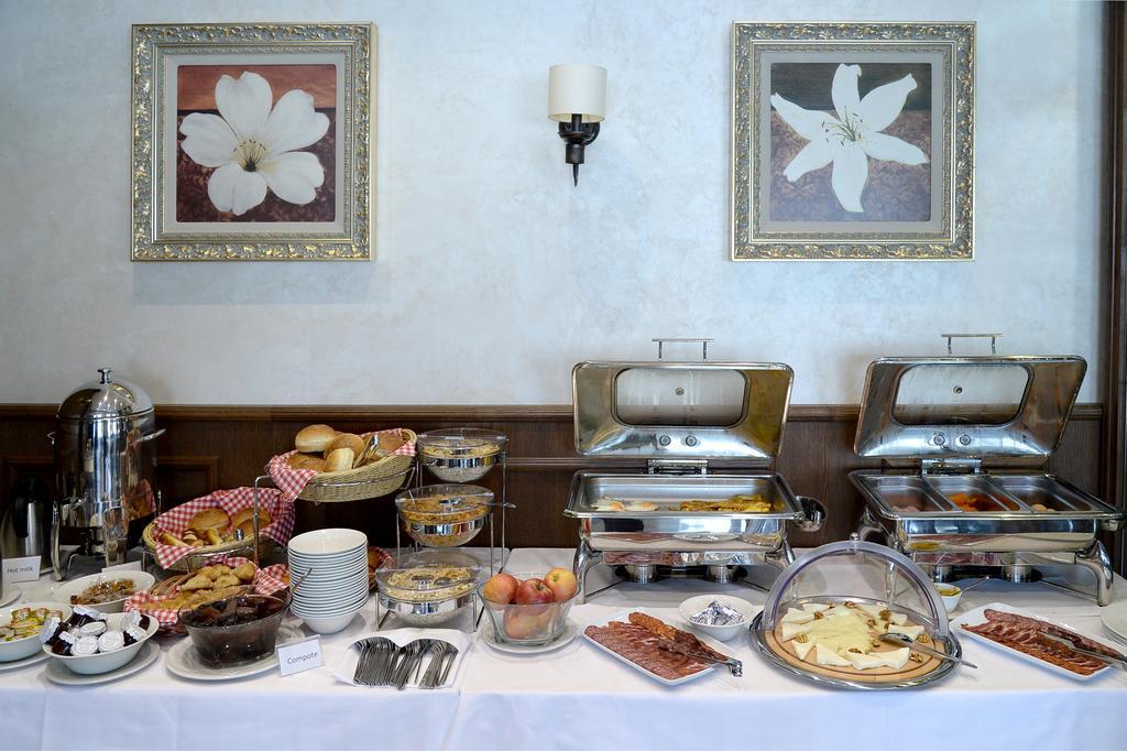 Hotel Majdan Beograd Eksteriør billede